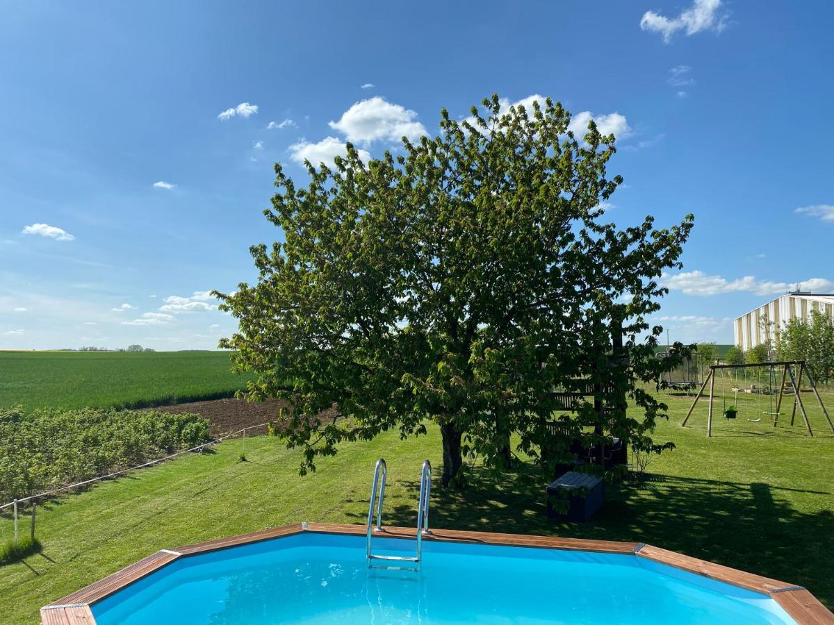 Vila Complexe Familial Charmes  Exteriér fotografie